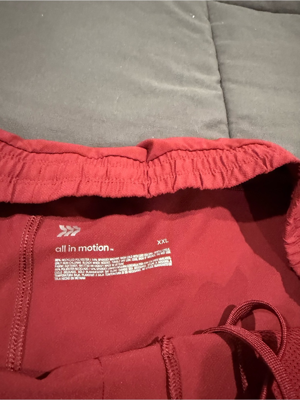 Bundle of 4- all in motion Men's Athletic Shorts - Green, Red, Gray, Cream - Picture 7 of 15
